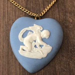 Vintage Wedgwood jasperware heart Cupid pendant